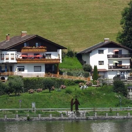 Haus Freitag Apartamento Millstatt Exterior foto